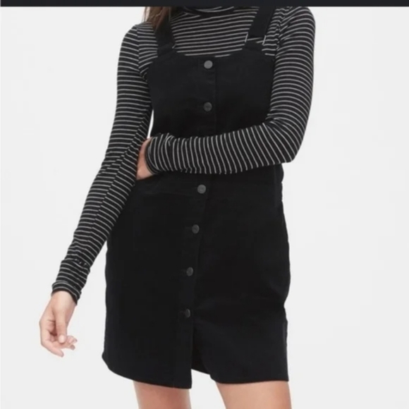 XS GAP Black Corduroy Overalls Dress - Picture 1 of 5